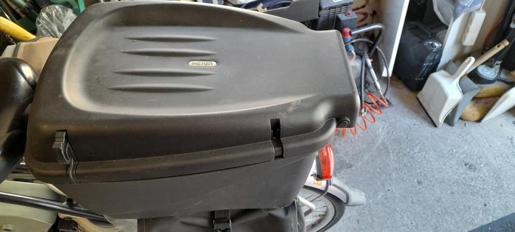 Top koffer voor de fiets van Keter, Auto diversen, Ophalen of Verzenden