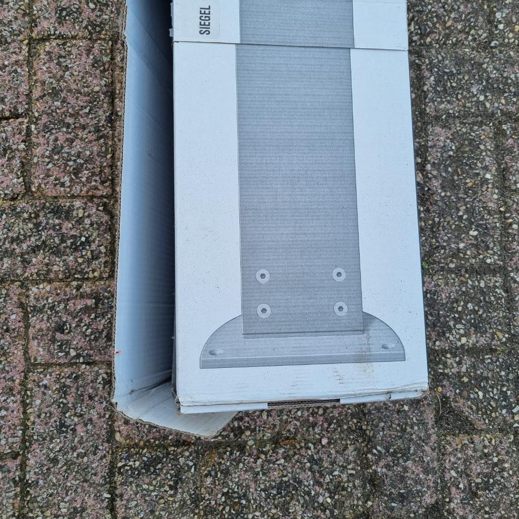 SPLINTERNIEUWE GIRA E-ZUIL ENERGIEZUIL VOOR LICHT EN WCD, Ophalen, Nieuw