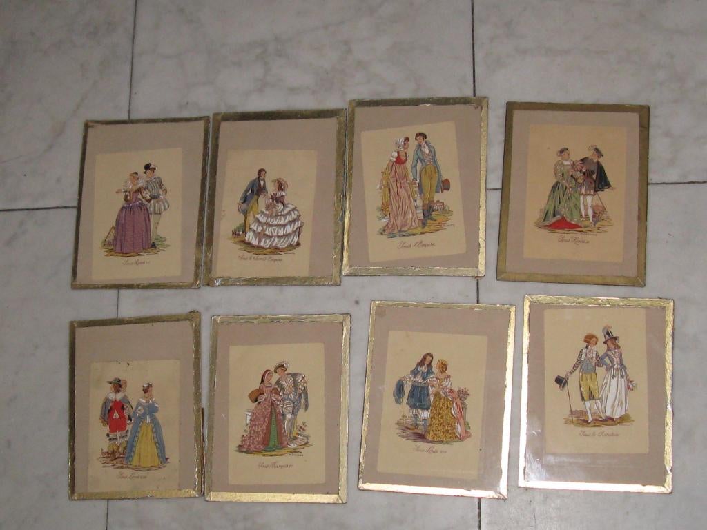 8  Kledingstijlen vanaf ca Anno 1200, Antiek en Kunst, Antiek | Kleding en Accessoires, Ophalen of Verzenden, Dames, Overige merken