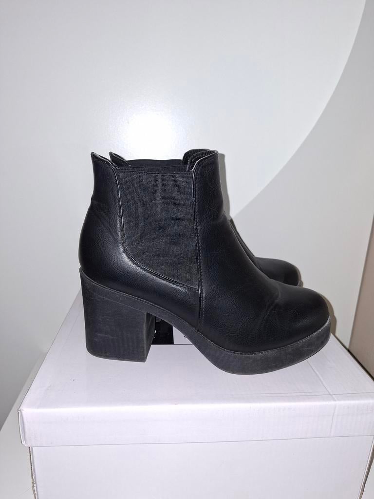 Enkellaarsjes met hak, Primark, Zwart, Lage of Enkellaarzen, Ophalen of Verzenden