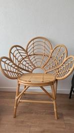 Lotus rotan stoel, Ophalen, Zo goed als nieuw, 50 tot 75 cm