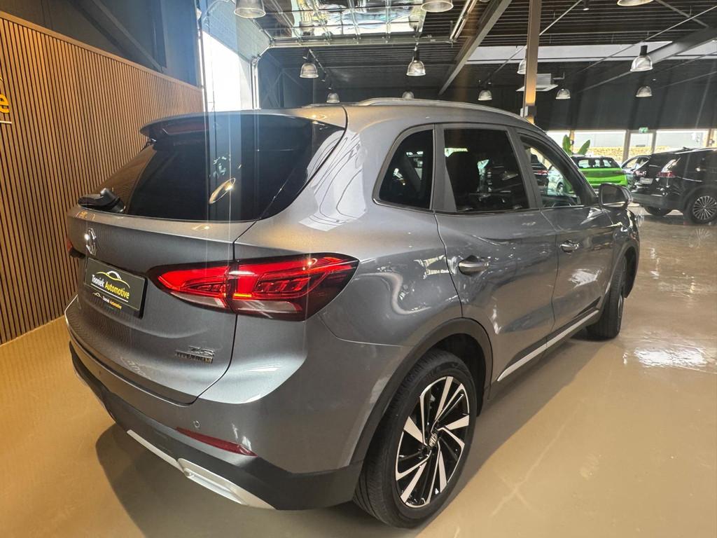 MG MG ZS Hybrid+ 1.5 Hybrid+ Luxury Leder interier Naviagiti, Auto's, Zwart, 4 cilinders, ZS, Leder