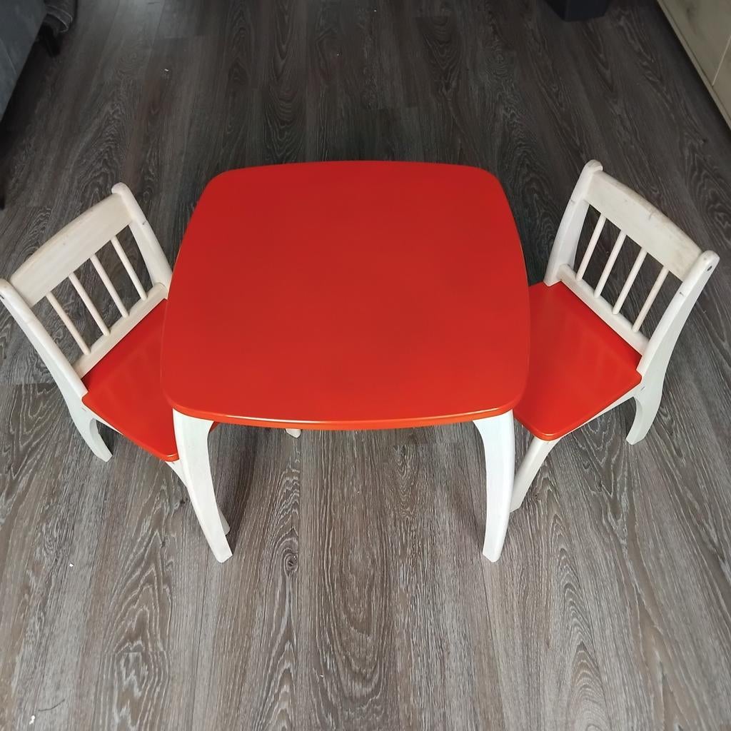 Speel tafeltje met 2 stoeltjes, Ophalen, Gebruikt, 180 cm of meer, 85 tot 100 cm