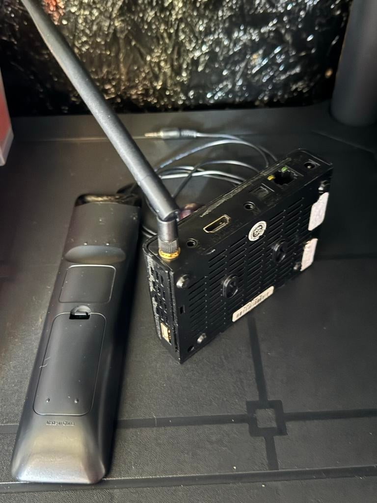 Red360 Red 360 tv met afstandbediening streamen iptv ip tv, Ophalen of Verzenden, Gebruikt, Decoder