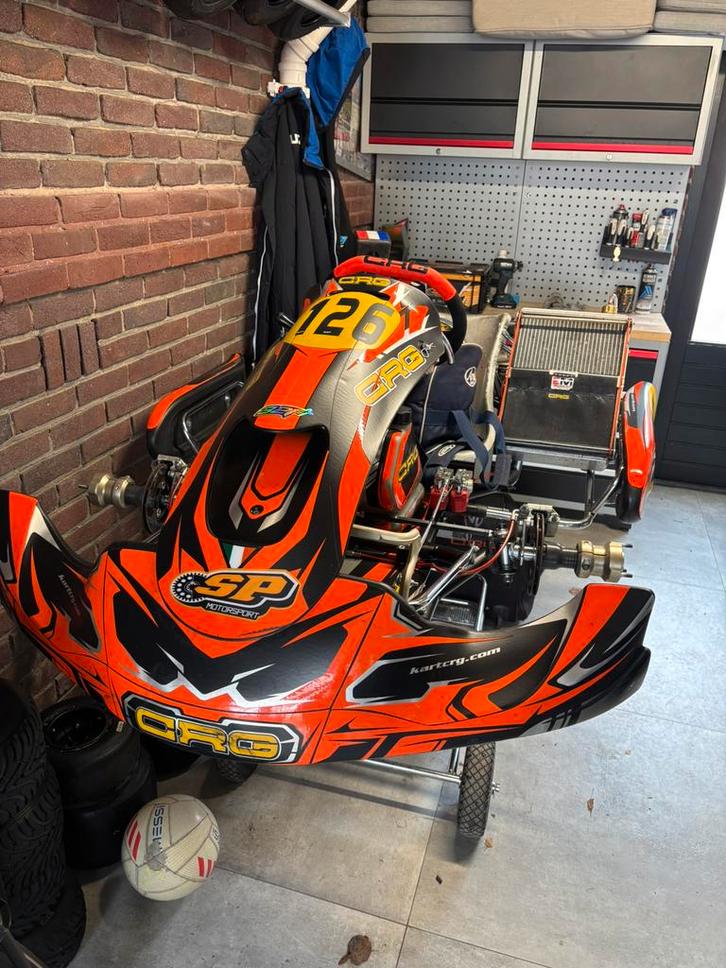 CRG KZ Kart 2024 Rollend Chassis (zonder motor), Sport en Fitness, Karting, Zo goed als nieuw, Kart, Ophalen of Verzenden