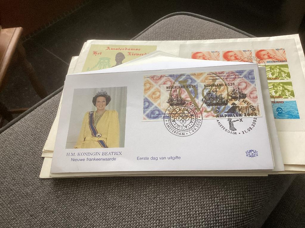 No1399 Beatrix Velletje 1-9-2002 en 31-8-2002 Heb van Neder, Postzegels en Munten, Postzegels | Eerstedagenveloppen, Ophalen, Onbeschreven