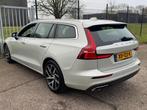 Volvo V60 2.0 D4 190PK Momentum Leder LED Camera Nw Model, Auto's, Volvo, Gebruikt, Euro 6, Diesel, 22 km/l