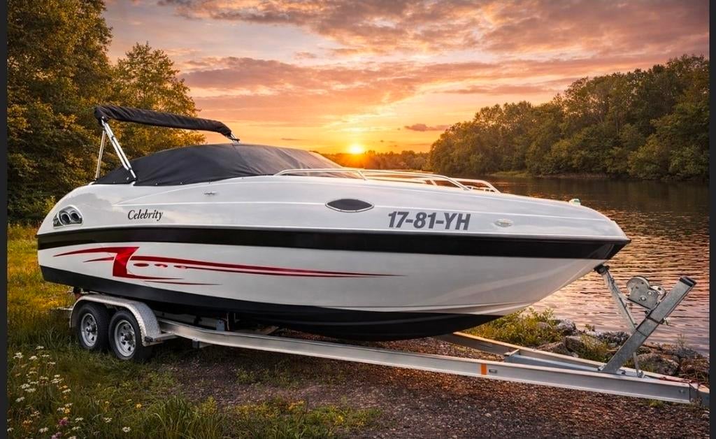 Snelle Celebrity 220 5.7 V8 Speedboot | Slaapplek| Trailer |, Watersport en Boten, Speedboten, Binnenboordmotor, 6 meter of meer
