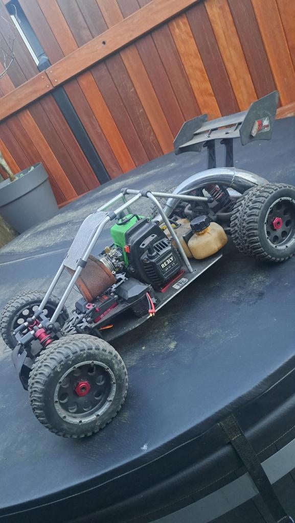 Reely Carbon Fighter 3 26cc 2-takt, motor loopt, Hobby en Vrije tijd, Modelbouw | Radiografisch | Auto's, Benzine, Gebruikt, Auto offroad