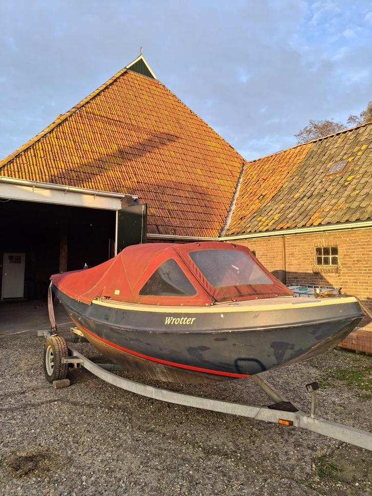 Leuke stalen sloep, Watersport en Boten, Sloepen, Gebruikt, Tot 10 pk, 3 tot 6 meter, Binnenboordmotor, Diesel, Staal, Ophalen