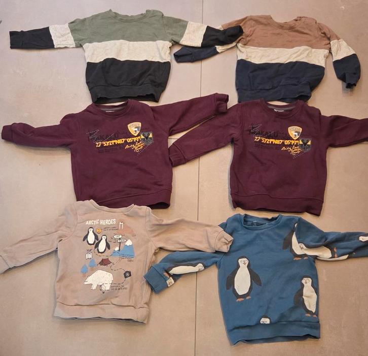 Pakket kleding jongens tweeling maat 98 (12 stuks), Kinderen en Baby's, Tweelingen en Meerlingen, Zo goed als nieuw, Kleding, Ophalen of Verzenden