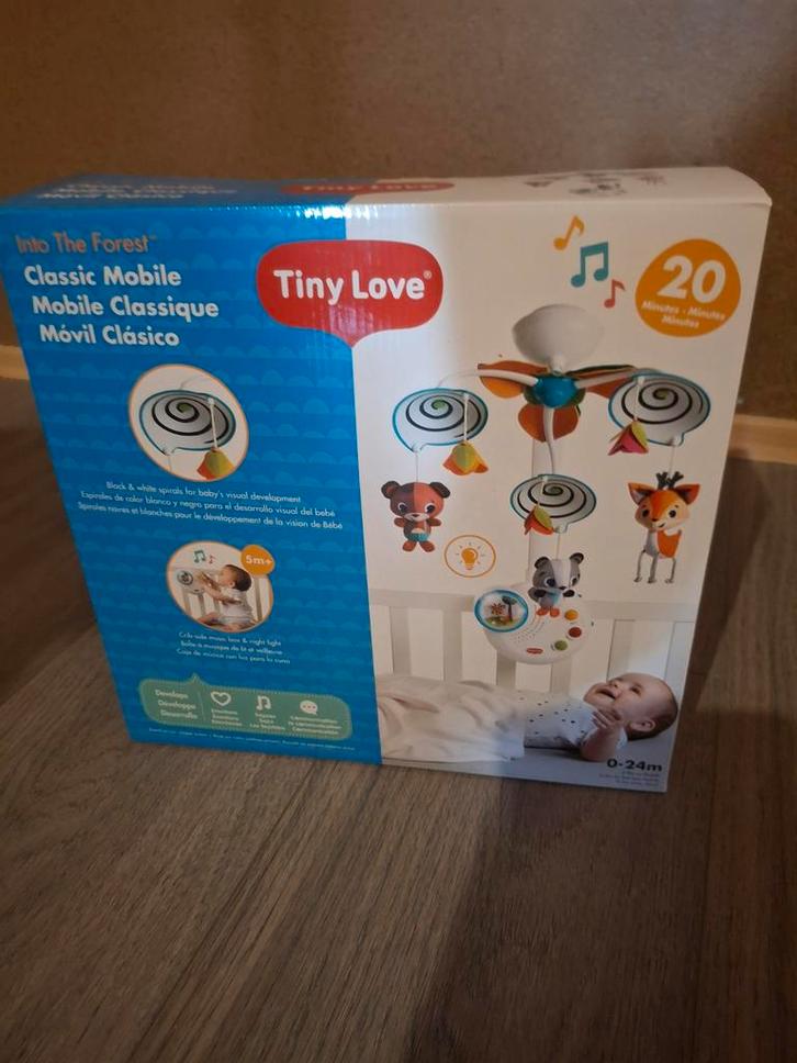 Tiny Love Classic Muziekmobiel Into the Forest, Kinderen en Baby's, Speelgoed | Babyspeelgoed, Zo goed als nieuw, Mobiel, Met geluid