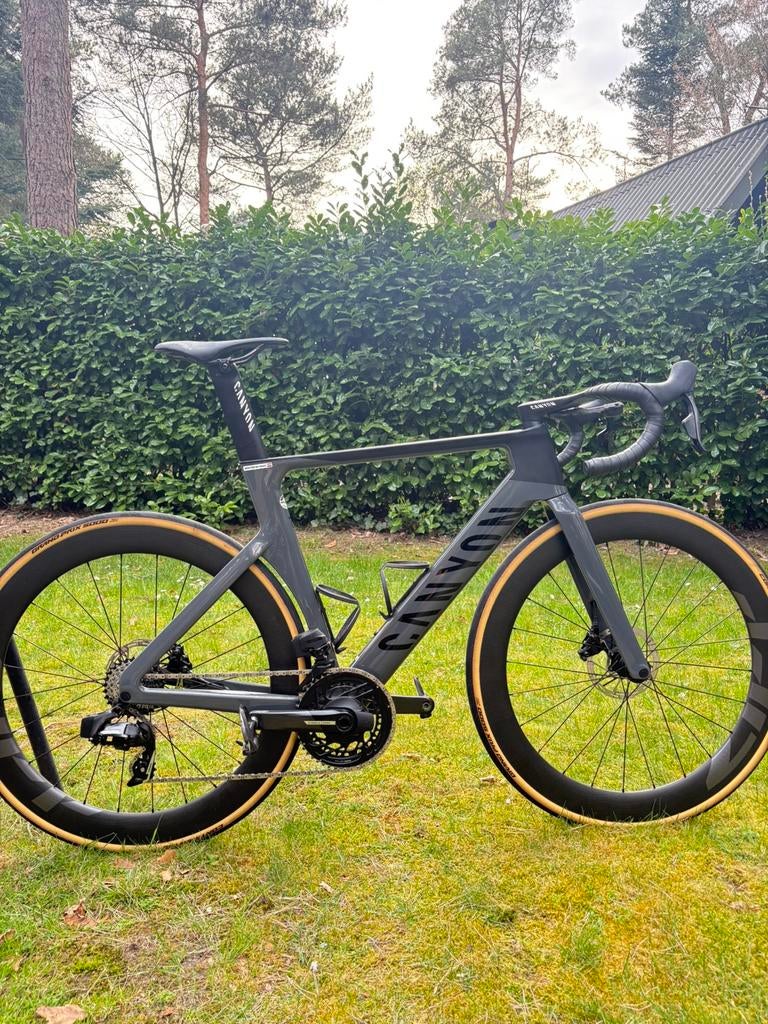 CANYON Aeroad CF SLX 8 AXS Sram Force, 28 inch, Carbon, Heren, Zo goed als nieuw