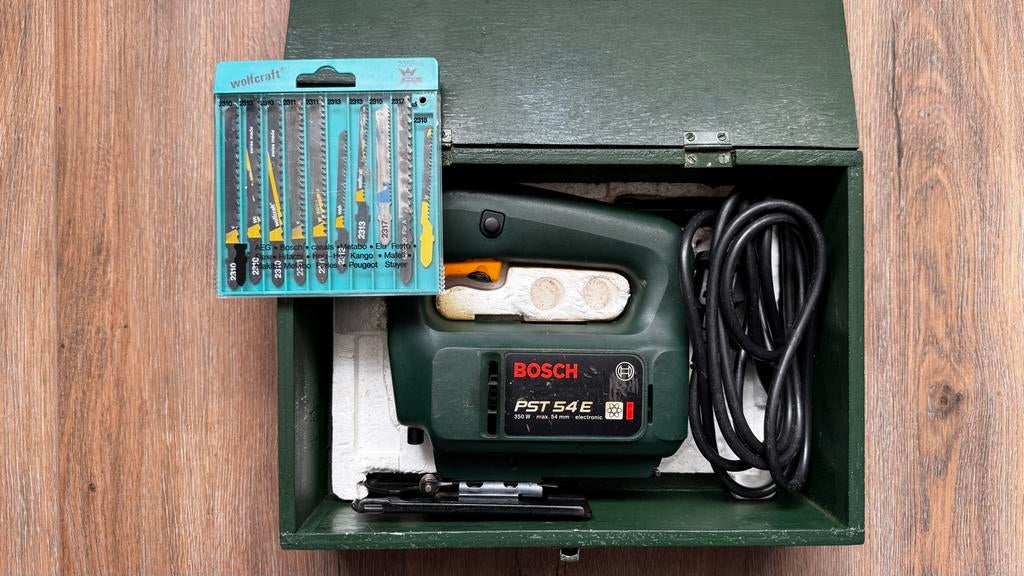Bosch decoupeerzaag PST 54E incl. zaagbladen, Doe-het-zelf en Verbouw, Gereedschap | Zaagmachines, Gebruikt, Decoupeerzaag, Ophalen of Verzenden