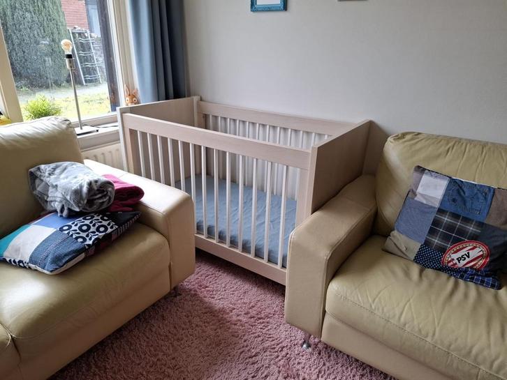 Ledikant / wieg / box voor baby en dreumes incl. matras, Kinderen en Baby's, Babywiegjes en Ledikanten, Gebruikt, Ledikant, Ophalen