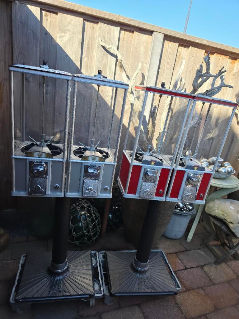 FIFTIES SIXTIES  DUBBELE BEAVER CAPSULE AUTOMATEN, Ophalen, Zo goed als nieuw