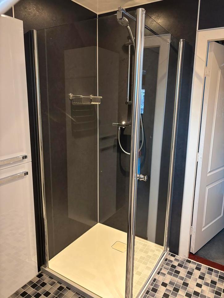 Douche cabine + kraan, Huis en Inrichting, Badkamer | Complete badkamers, Gebruikt, Ophalen of Verzenden