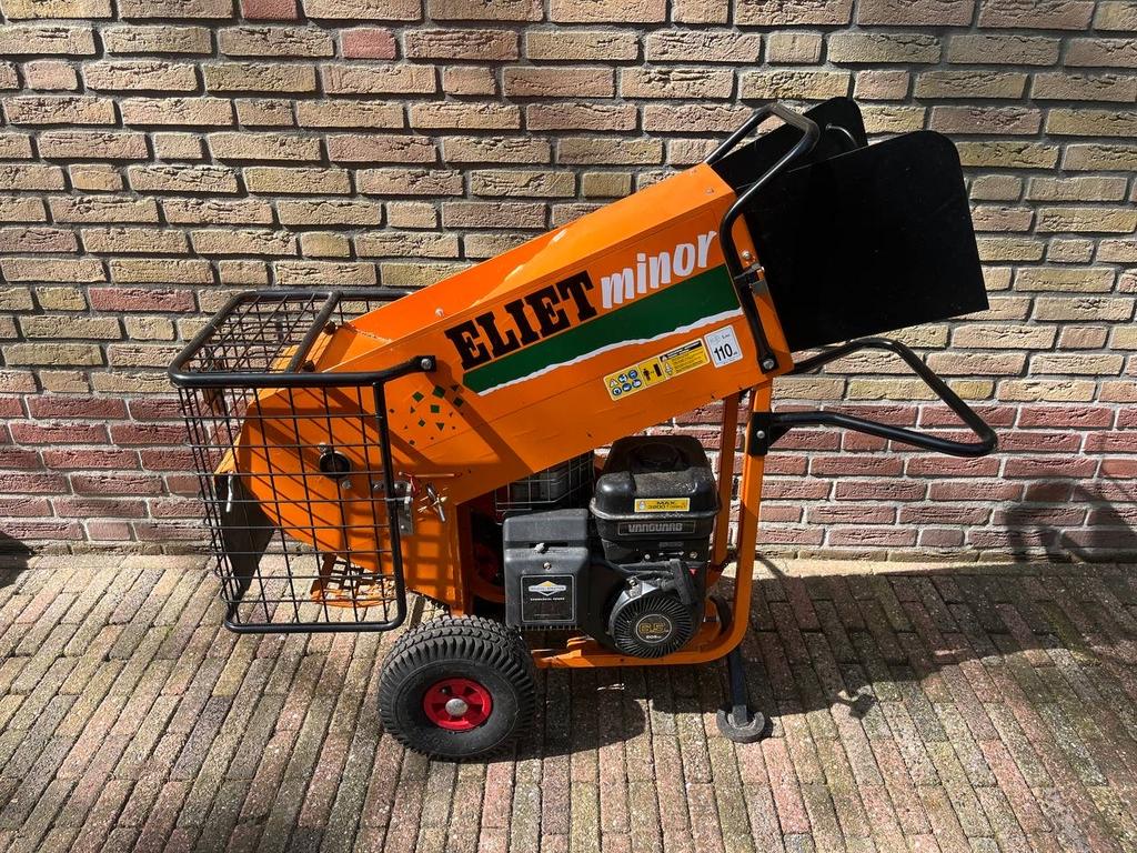 Eliet Minor hakselaar, Ophalen, Zo goed als nieuw, Benzine