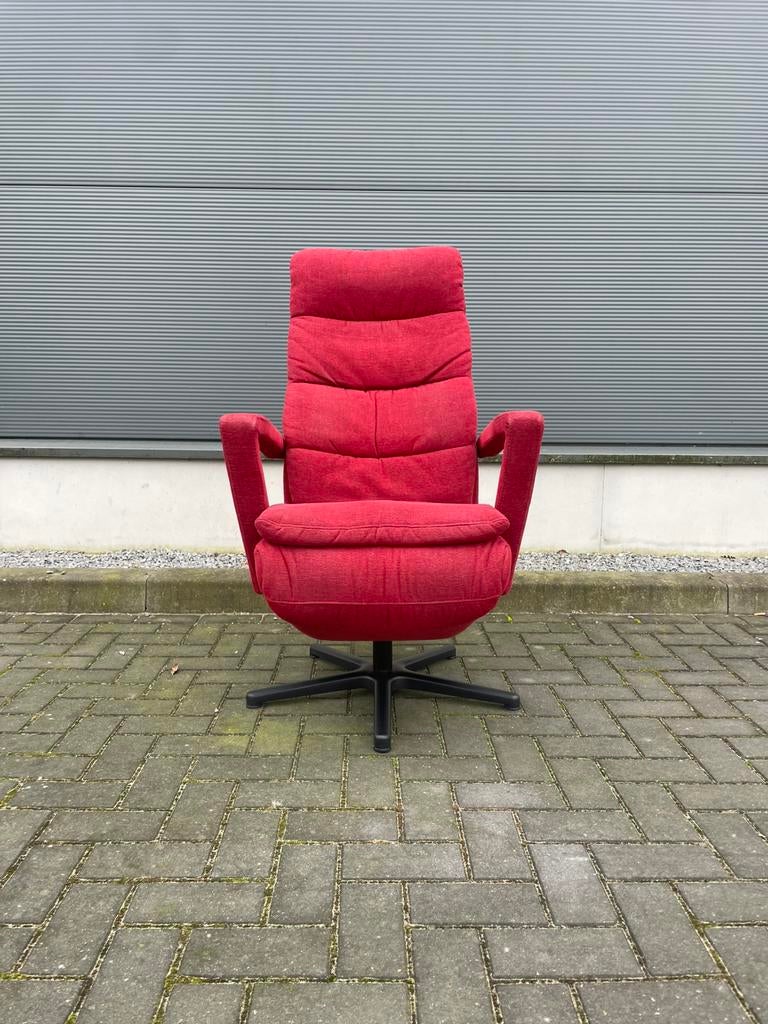Mooie elektrische rode relax fauteuil / relax stoel L, Huis en Inrichting, Fauteuils, Ophalen, Minder dan 75 cm, Zo goed als nieuw