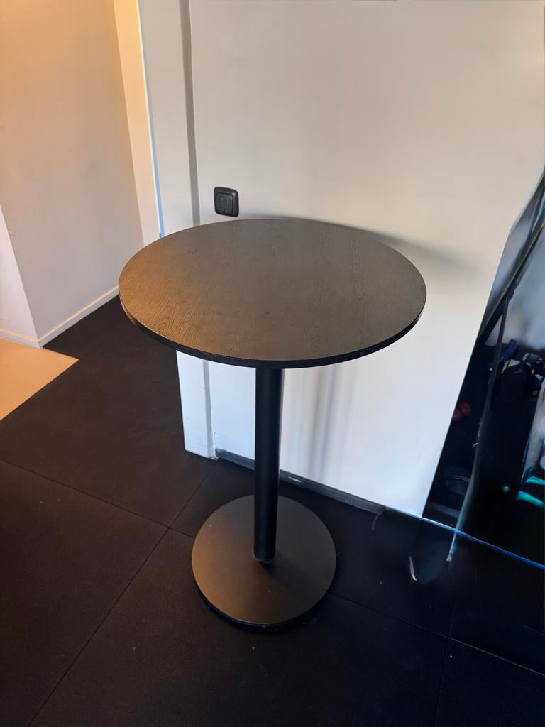 Stijlvolle zwarte statafel, Ophalen, Zo goed als nieuw