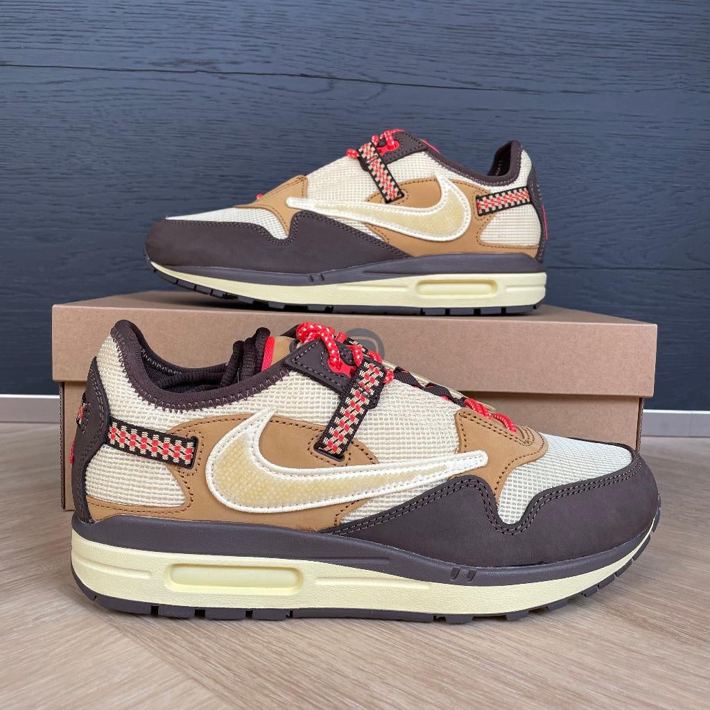 Nike Air Max 1 Travis Scott Baroque Brown maat 41 NIEUW, Kleding | Heren, Schoenen, Nieuw, Bruin, Ophalen of Verzenden