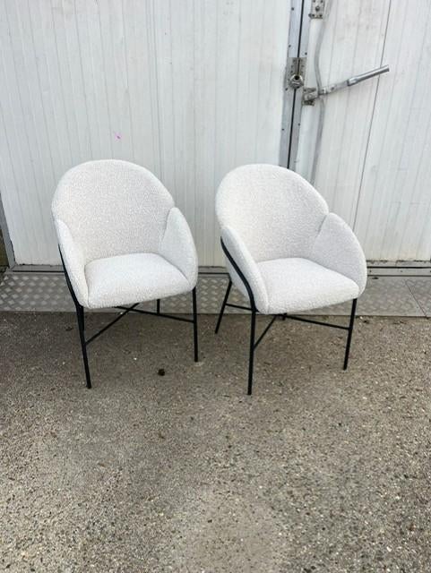 2 stuks stoelen mx sofa argos maxfurn teddy boucle stof, Ophalen, Twee, Wit, Nieuw
