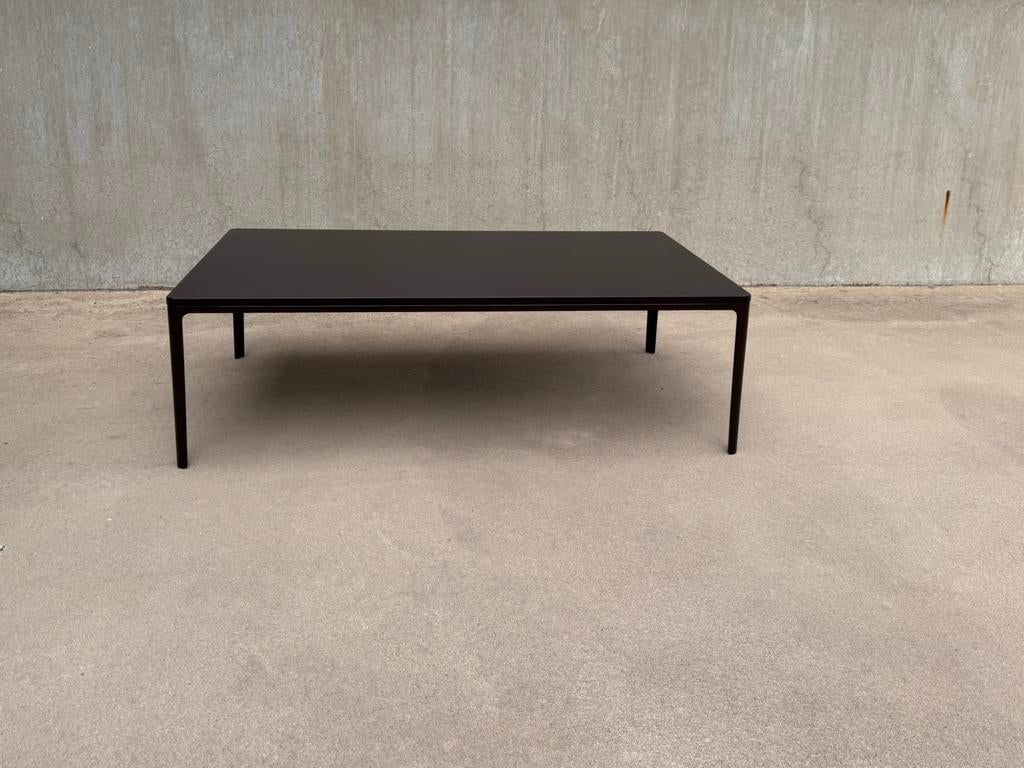 VITRA Plate coffee table design Morrison 120x70 chocolate, Huis en Inrichting, Tafels | Salontafels, Zo goed als nieuw, Minder dan 50 cm