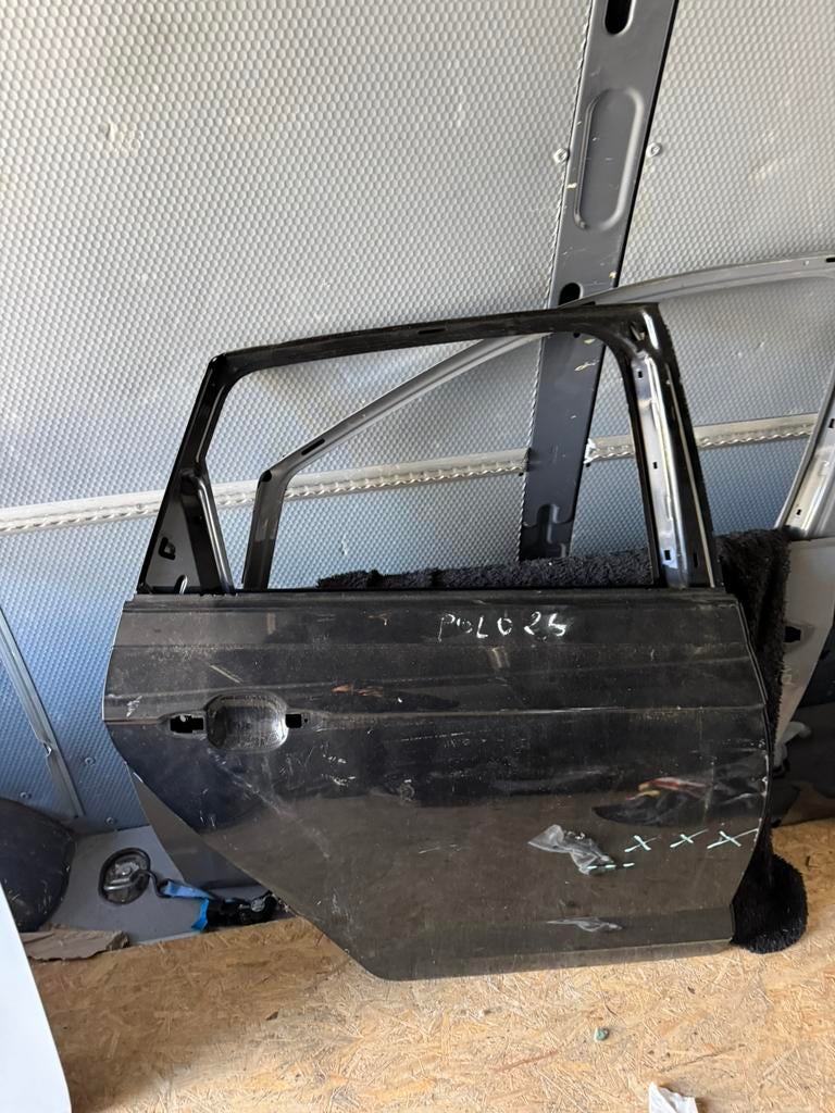 Volkswagen polo 2g taigo portier deur rechts achter, Ophalen of Verzenden