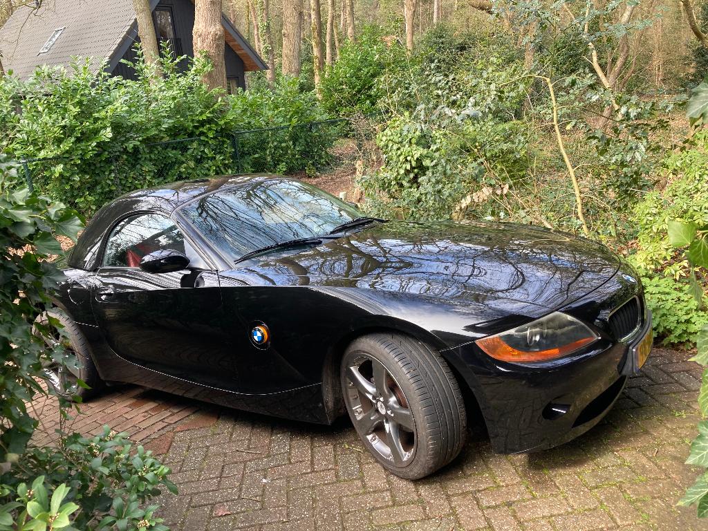 BMW Z4 2.2 I 125KW 2004 Zwart, Auto's, BMW, 2171 cc, Achterwielaandrijving, 1225 kg, Cabriolet