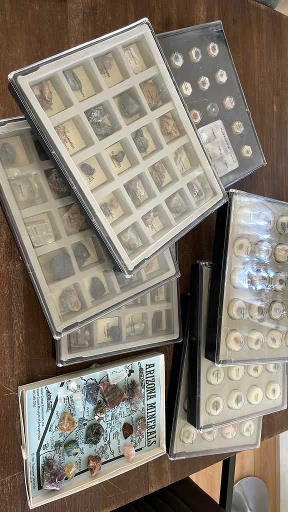 Verzameling mineralen, Verzamelen, Mineralen en Fossielen, Ophalen of Verzenden, Mineraal