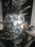 Schelpenvaas, Huis en Inrichting, Ophalen, Overige materialen, Overige kleuren, Zo goed als nieuw