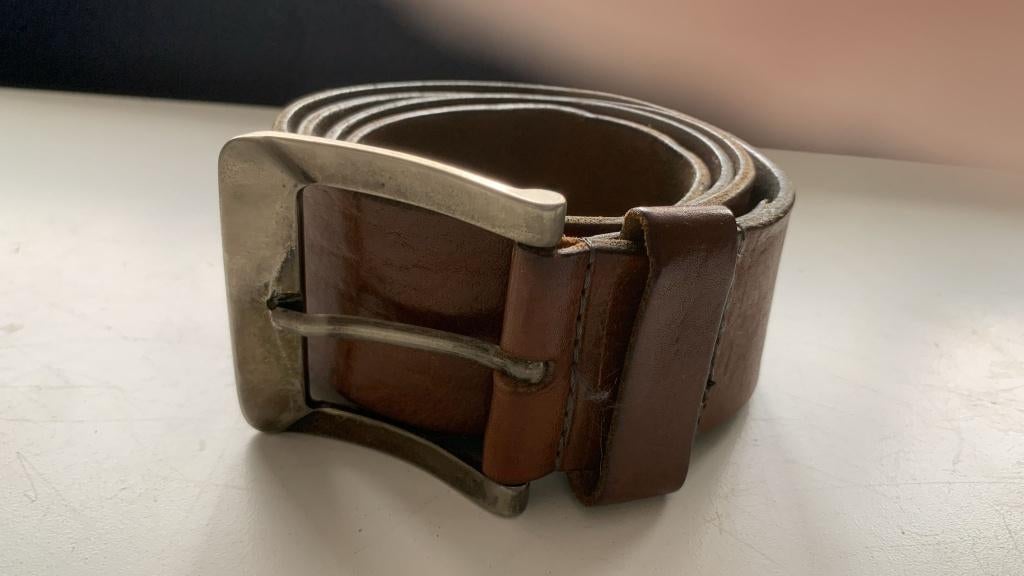 Leren heren riem, Kleding | Heren, Riemen en Ceinturen, 95 tot 105 cm, Ophalen of Verzenden, Gedragen, Echt leder