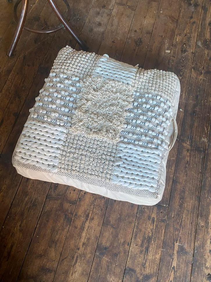 Groot vloerkussen Bali Boho met textuur - Crème/Wit, Huis en Inrichting, Zitzakken, Gebruikt, Wit, Ophalen