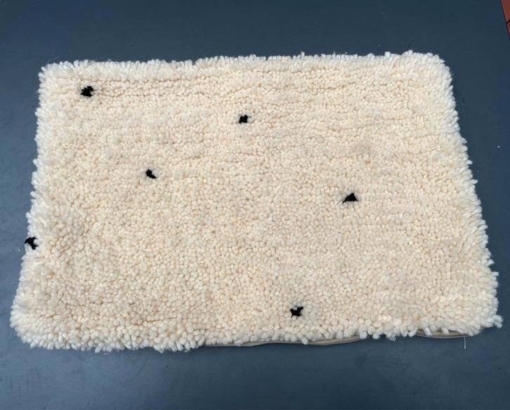 Nieuw Marrokaans berber wollen handgemaakt kussenhoesje crèm, Huis en Inrichting, Woonaccessoires | Kussens, Nieuw, Rechthoekig
