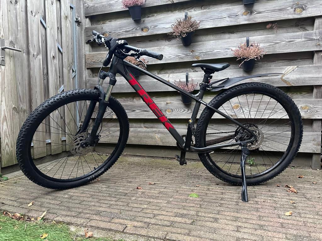 Trek Marlin 5 maat M 29” Matte Dister Black GEN 3, Ophalen, Gebruikt, Hardtail, Heren