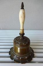 19e Eeuwse bronzen tafelbel: benen handvat, Ophalen of Verzenden, Brons