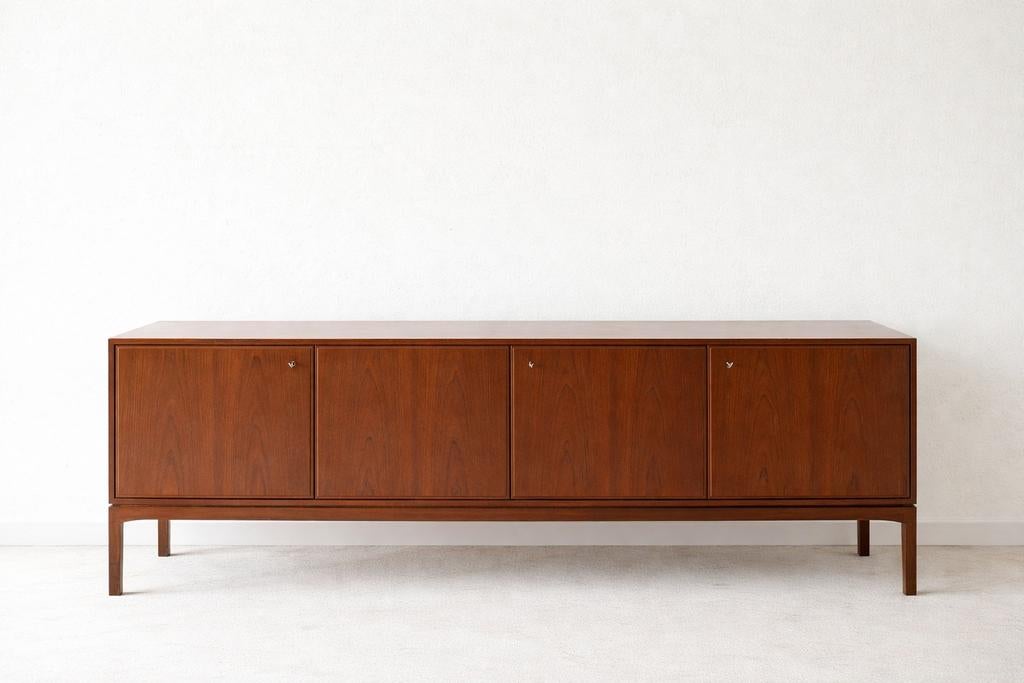 Jaren 80 dressoir -vintage pallissander, strak design, Vintage, Zo goed als nieuw, 200 cm of meer, Hoofdstraat 70 Terborg