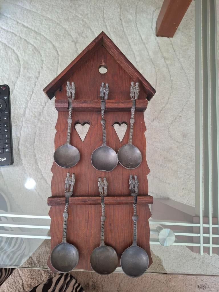 Decoratieve lepelrek met tinnen lepels, Antiek en Kunst, Antiek | Tin, Ophalen
