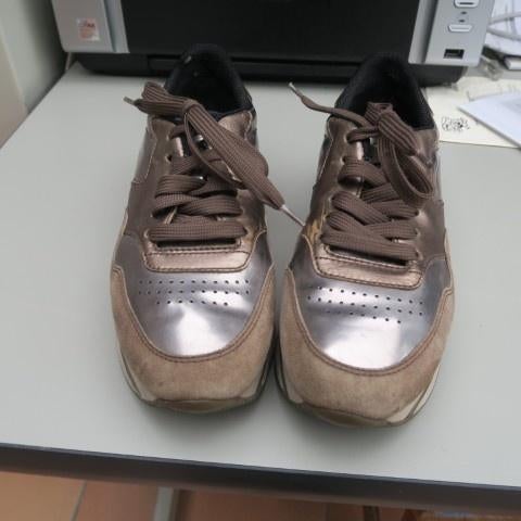Sneakers bruin metallic Hogan mt 37, Bruin, Ophalen of Verzenden, Sneakers of Gympen, Hogan