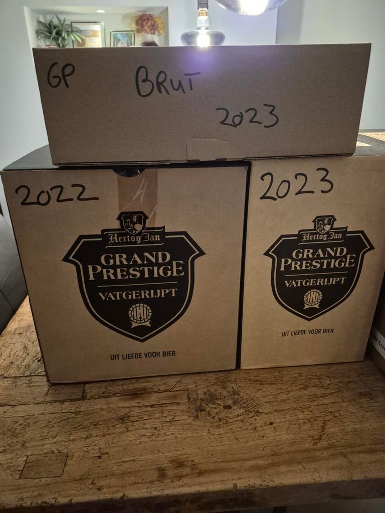 Hertog Jan Grand Prestige Vatgerijpt en standaard 6 flessen., Verzamelen, Biermerken, Ophalen, Nieuw, Flesje(s), Hertog Jan