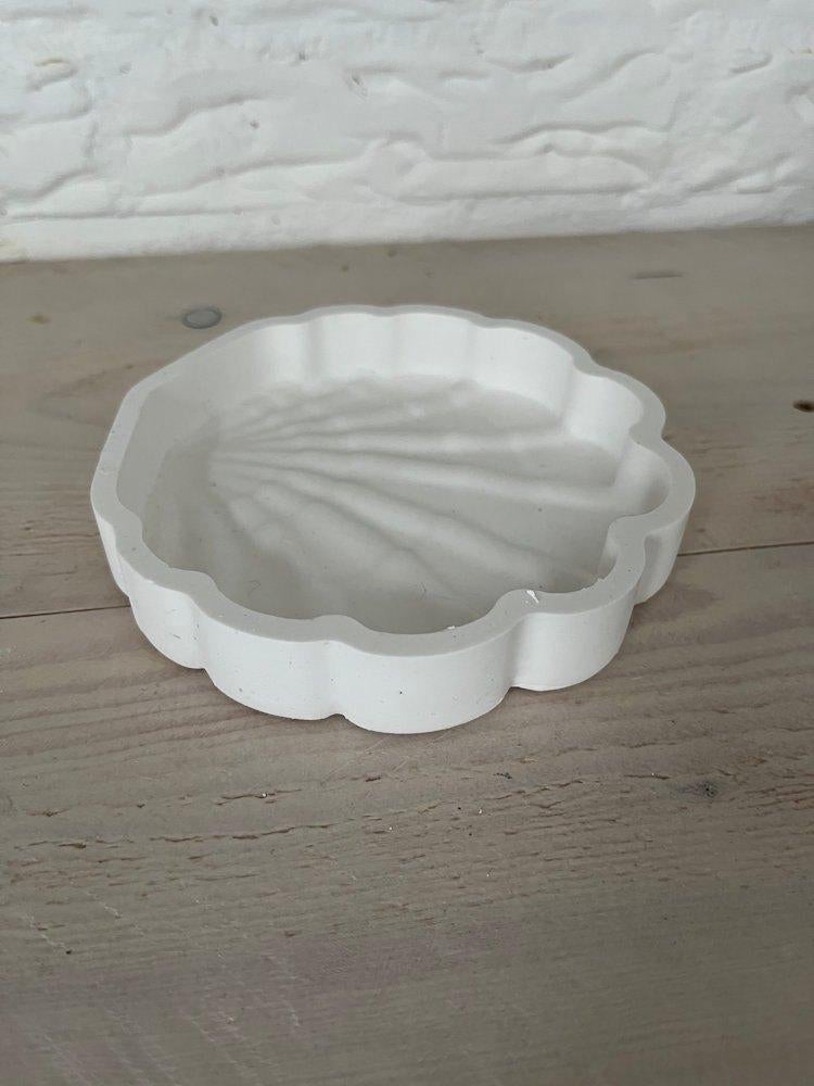 Schaaltje Schelp gips, Huis en Inrichting, Woonaccessoires | Schalen en Manden, Nieuw, Schaal, Overige vormen, Overige materialen