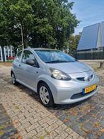 Toyota Aygo 1.0 12V Vvt-i 3DRS MMT 2008 Grijs, Auto's, Toyota, Voorwielaandrijving, Stof, Zwart, 4 stoelen