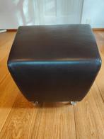 Donkerbruine Montis leren voetenbank/hocker, Bruin, Modern Nederlands design, Leer, Ophalen of Verzenden