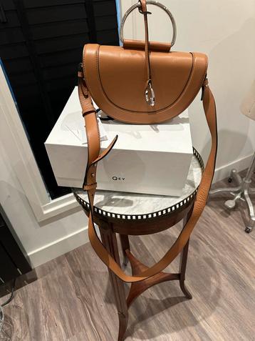 Nieuwe Qey Cognac Leren Tas met Box beschikbaar voor biedingen