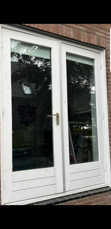 Tuindeuren 2 sets met 2 kozijnen   beschikbaar voor biedingen