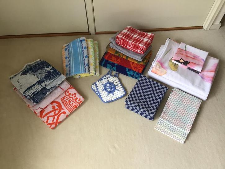 Hand- en Keuken en Theedoeken - 2x 1 persoons dekbedovertrek, Huis en Inrichting, Keuken | Textiel, Zo goed als nieuw, Ophalen of Verzenden