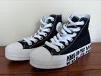 Billie Eilish Converse maat 41, Kleding | Dames, Schoenen, Verzenden, Converse All Stars, Sneakers of Gympen, Zo goed als nieuw