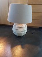 Grote schemerlamp grijze kap stenen voet, Ophalen, Zo goed als nieuw, Rond, 50 cm of meer