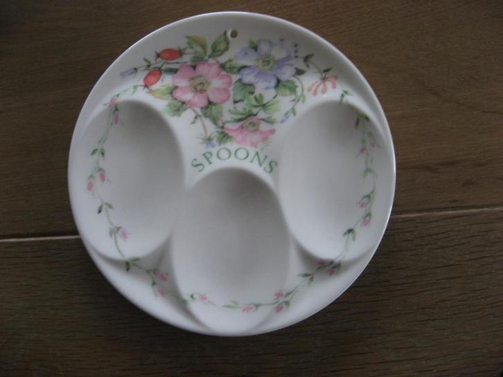 mooi amuse /eieren bordje met bloemen ( Pasen ) Spoons, Diversen, Pasen, Nieuw, Verzenden