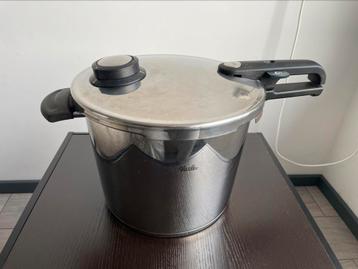 Fissler Vitavit Premium Snelkookpan 26cm 10 liter beschikbaar voor biedingen